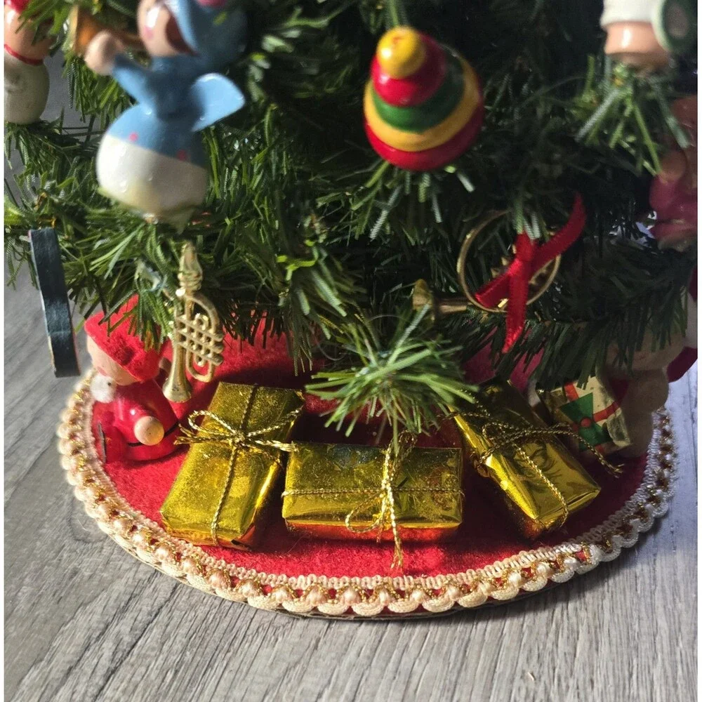 Vintage Christmas Tree with Wood Ornaments 12